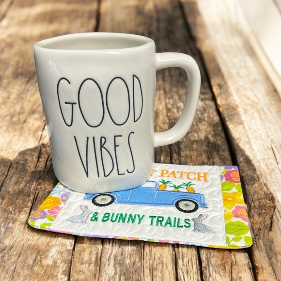 Hand Crafted Mug Rug Coaster Embroidered Cotton Carrot Patch Truck Easter - Picture 9 of 10